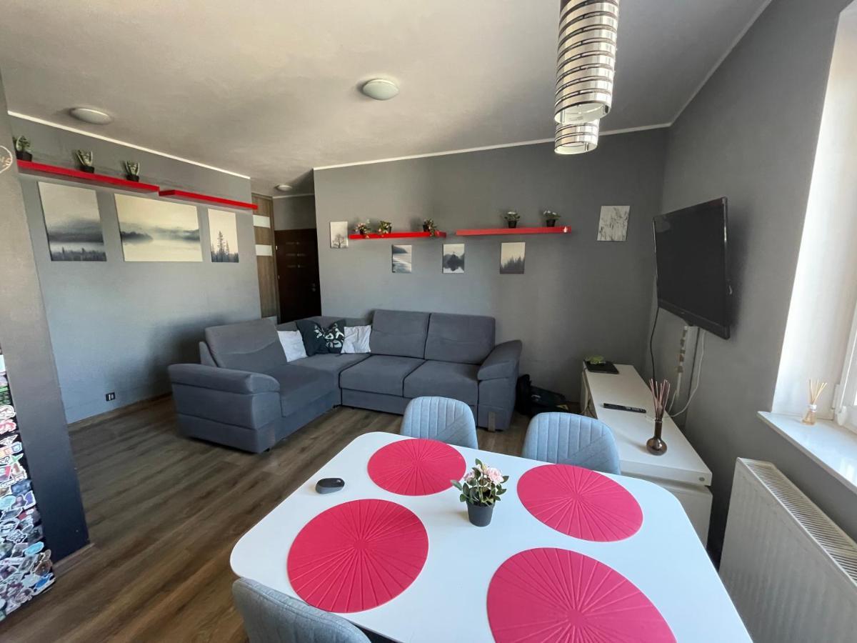 Gdynia Apartament 42 M Z Miejscem W Garazu Z Winda Blisko Centrum I Morza Exterior foto