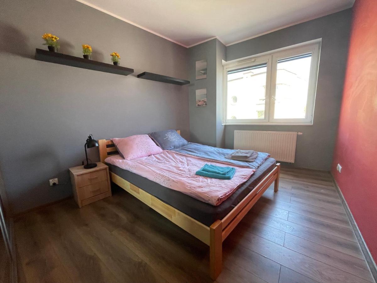 Gdynia Apartament 42 M Z Miejscem W Garazu Z Winda Blisko Centrum I Morza Exterior foto